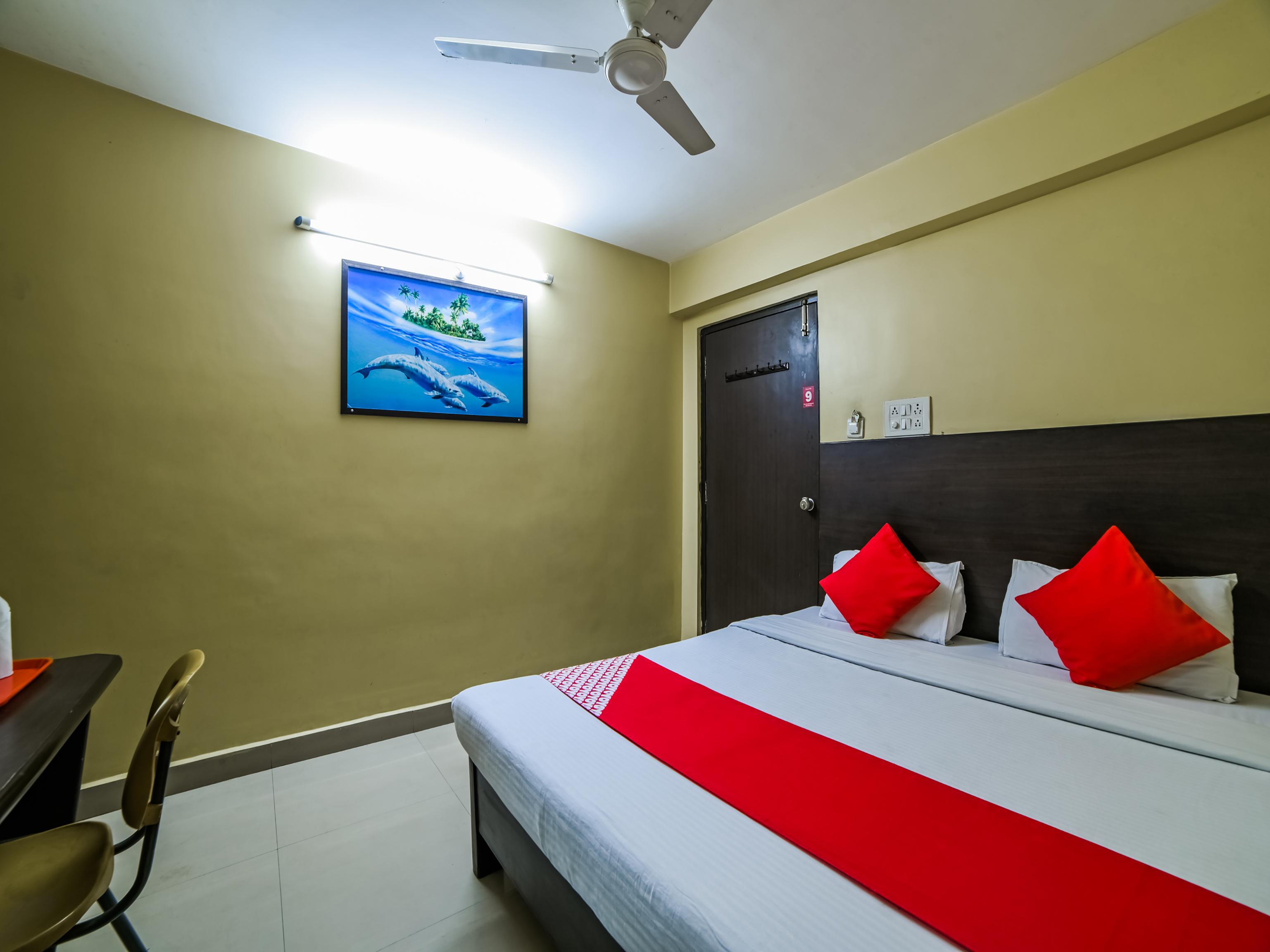 Oyo 2840 Kanha Grand Hyderabad Eksteriør billede